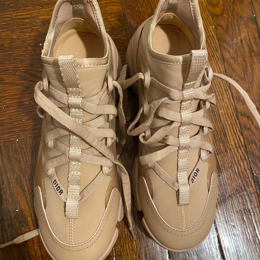 NEW WİTH BOX DİOR D-CONNECT SNEAKER - Picture 2 of 16